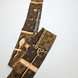 PRE OWNED LOUIS VUITTON CONFIDENTIAL BANDOULIERE COMPLETE SET INCLUDED